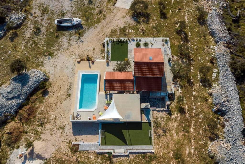 Isolated Paradise Adio Mare Milna  Bagian luar foto